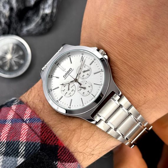 Чоловічий годинник Casio MTP-V300D-7A | Зображення 3