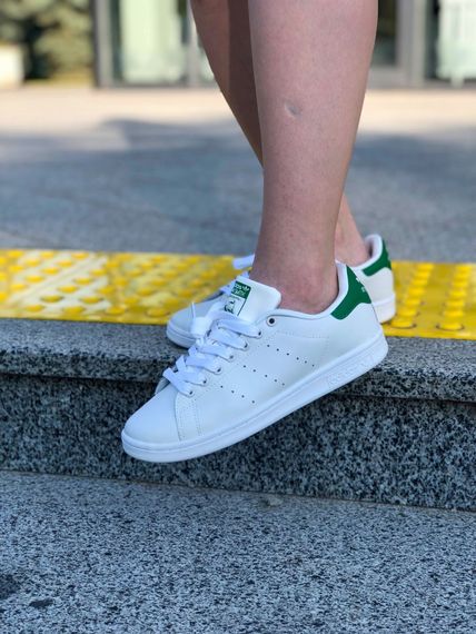 Жіночі кросівки Adidas Stan Smith білого кольору | Зображення 4