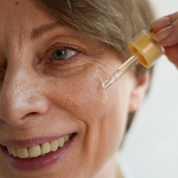 Тонізуюча сироватка з вітаміном С для сяяння шкіри Needly Vita C glow toning ampoule (30 ml) | Зображення 2