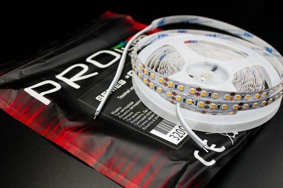 Світлодіодна LED стрічка PROLUM 12V 2835\120 IP20 Series "PRO" Тепло-Білий (2800-3200K) | Зображення 4