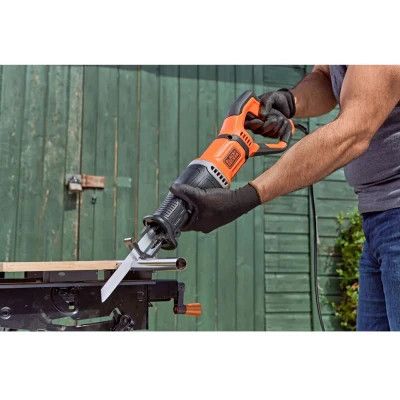 Сабельная пила Black&Decker BES301 | Зображення 1