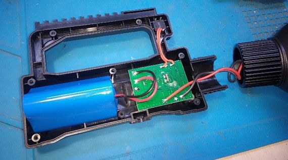 Потужний ліхтар МОНСТРР Led ліхтарик вуличний портативний 2 в 1 | Зображення 9
