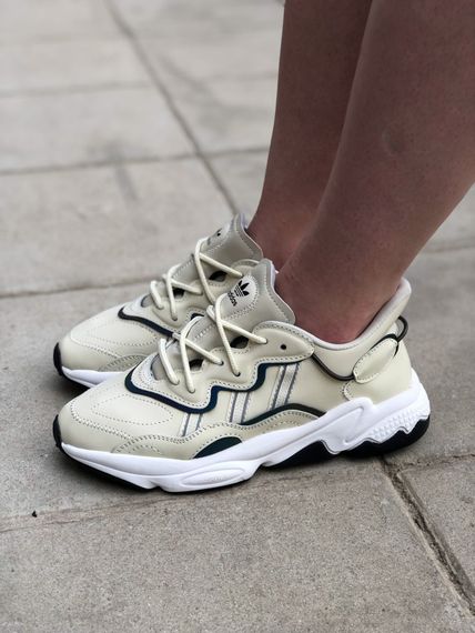 Жіночі кросівки Adidas Ozweego Milk White | Зображення 4
