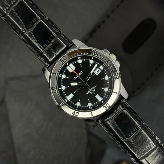 Чоловічий годинник Casio MTP-VD01L-1E | Зображення 2