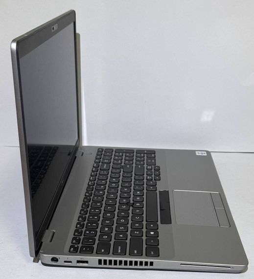 Ноутбук Б-клас Dell Latitude 5510 / 15.6" (1920x1080) IPS / Intel Core i7-10610U (4 (8) ядра по 1.8 - 4.9 GHz) / 16 GB DDR4 / 256 GB SSD / Intel UHD Graphics / WebCam б/в | Зображення 4