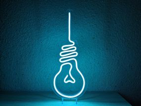Неоновий світильник Лампочка на дроті 180х430 acr-n000050