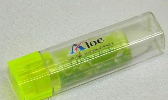 Гігієнічна помада для губ Aloe Lipstick | Зображення 1