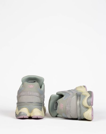 Жіночі кросівки New balance 9060 Grey/Violet | Зображення 2