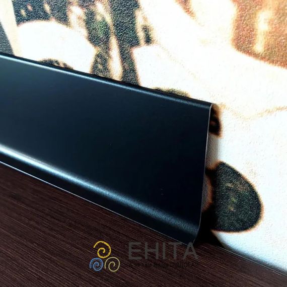 Алюминиевый плинтус DEAL 3/100 Черный