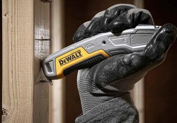 Ніж DeWalt із висувним лезом (DWHT10054-0) | Зображення 1