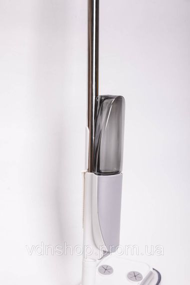 Швабра з розпилювачем води для миття підлоги з насадкою з мікрофібри та контейнером HP-35015-12 | Зображення 4