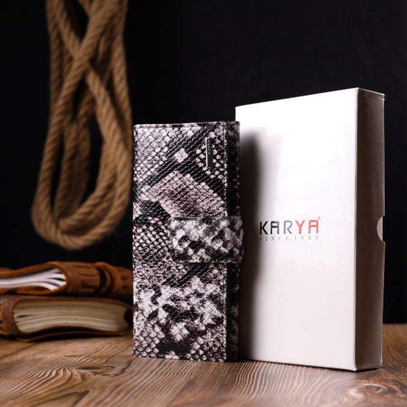 Превосходный женский кошелек из натуральной фактурной кожи под змею KARYA 21034 Черный | Зображення 9