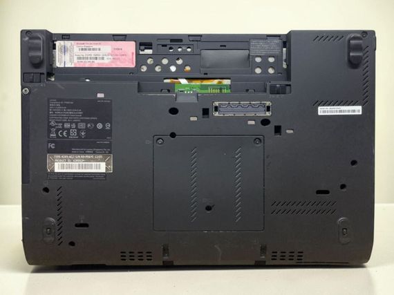 Нетбук Б-клас Lenovo X220 / 12.5" (1366x768) TN / Intel Core i5-2520M (2 (4) ядра по 2.5 - 3.2 GHz) / 4 GB DDR3 / 120 GB SSD / Intel HD Graphics 3000 / WebCam б/в | Зображення 4