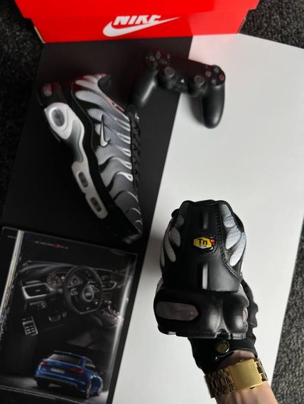 Кроссовки Air Max Tn Plus Grey Black , Вьетнам | Зображення 4