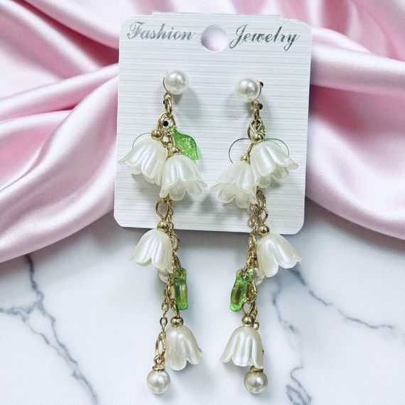 Сережки з підвіскою у формі квітів та перлин Primo Lily – Gold | Зображення 1