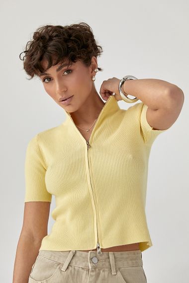 Однотонна футболка в рубчик на блискавці - лимонний цвет, ONE SIZE (є розміри) | Зображення 4