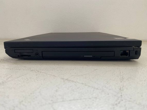 Ноутбук Lenovo ThinkPad T530i / 15.6" (1366x768) TN / Intel Core i5-3320M (2 (4) ядра по 2.6 - 3.3 GHz) / 8 GB DDR3 / 120 GB SSD / Intel HD Graphics 4000 / VGA б/в | Зображення 3