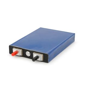 Осередок Vipow 3.2V 30AH для складання LiFePo4 акумуляторів, (100 x 21 x 142(165))) мм, Q20