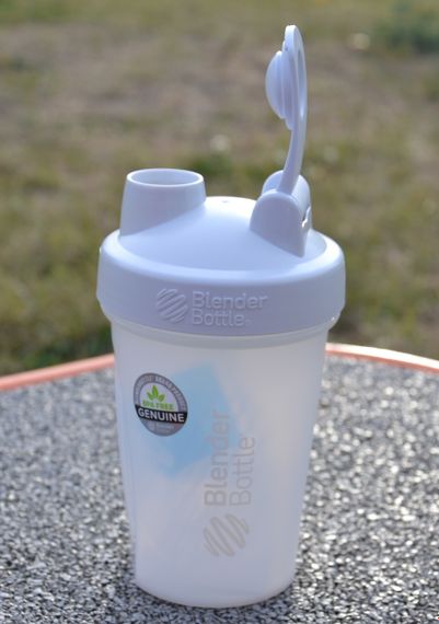 Спортивний шейкер BlenderBottle Original Classic 20oz/590ml White | Зображення 3
