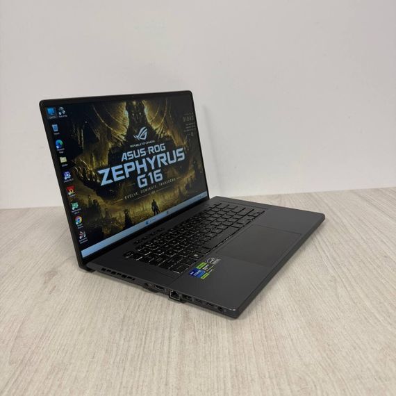 Игровой ноутбук Asus ROG Zephyrus G16 GU603VI / 15.6" (1920x1080) IPS / Intel Core i7-13620H (10 (16) ядер по 3.6 - 4.9 GHz) / 16 GB DDR5 / 512 GB SSD M.2 / nVidia GeForce RTX 4070, 8 GB GDDR6, 128-bit / WebCam б/у | Зображення 3