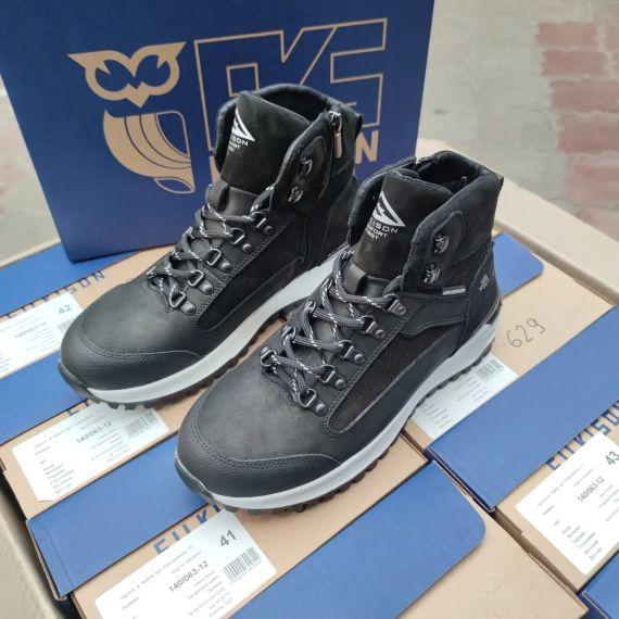 Современные зимние кроссовки с утеплителем 42 размер | Зображення 6