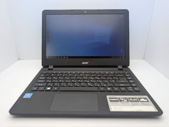 Ноутбук Acer Aspire ES1-132 / 13.3" (1366x768) TN / Intel Pentium N4200 (4 ядра по 1.1 - 2.5 GHz) / 8 GB DDR3 / 120 GB SSD / Intel HD Graphics 505 / WebCam б/в | Зображення 1