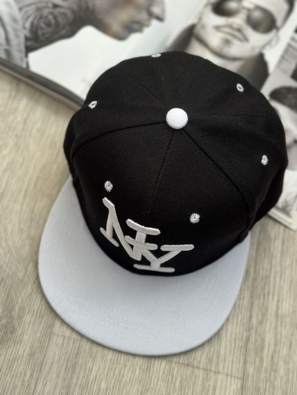 Кепка снепбек (Snapback) Нью-Йорк NY Черно-белый  56-61р  (9075) | Зображення 1