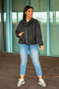 Женская свободная ветровка оверсайз с капюшоном FC1829 размер 50/54, цвет черный