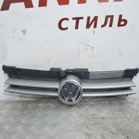 Решітка радіатора сіра Volkswagen Golf IV 1997-2003 Решітка сіра Фольксваген Гольф 4 1J0853651H 1J0853655G