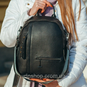 Женский кожаный рюкзак городской 23х32х13, сумка для города, путешествий и отдыха, черная