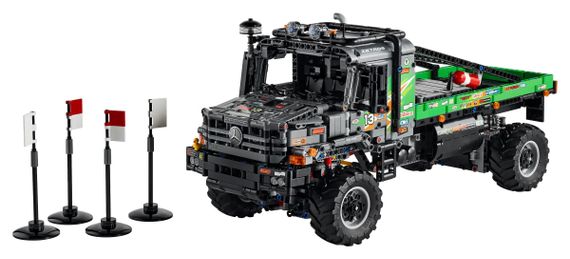 Конструктор LEGO Technic Повнопривідна вантажівка для випробувань Mercedes-Benz Zetros (42129)