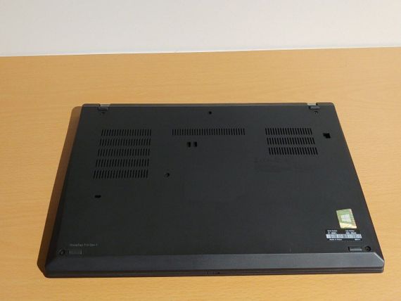 Ультрабук Б-класс Lenovo ThinkPad T14 Gen1 / 14" (1920x1080) IPS Touch / AMD Ryzen 5 Pro 4650U (6 (12) ядра по 2.1 - 4.0 GHz) / 16 GB DDR4 / 120 GB SSD / AMD Radeon RX Vega 6 / WebCam б/у | Зображення 9