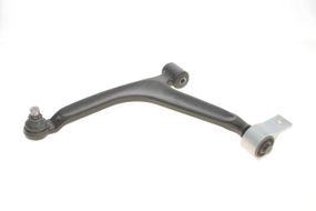 Рычаг подвески передний снизу  L Citroen Berlingo Xsara 97-11 Peugeot Partner 00-15 попер.  96-00583-2