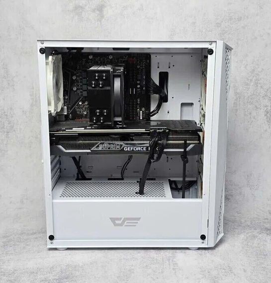 Ігровий ПК DarkFlash White Tower / Intel Core i5-12400F (6 (12) ядер по 2.5 - 4.4 GHz) / 32 GB DDR4 / 1000 GB SSD M.2 / nVidia GeForce RTX 3070, 8 GB GDDR6, 256-bit / 850W б/в | Зображення 2