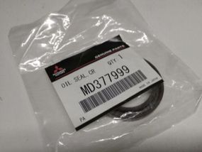 Сальник коленвала Lancer 1.6 передний, MITSUBISHI (MD377999)