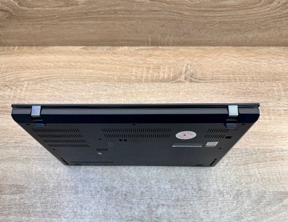 Ультрабук Lenovo ThinkPad L480 / 14" (1366x768) TN / Intel Core i3-8130U (2 (4) ядра по 2.2 - 3.4 GHz) / 8 GB DDR4 / 120 GB SSD / Intel UHD Graphics 620 / WebCam / Windows 11 б/у | Зображення 5