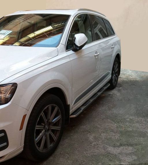 Боковые пороги OEM V1 (2 шт., алюминий) для Ауди Q7 2015-2024 гг | Зображення 1