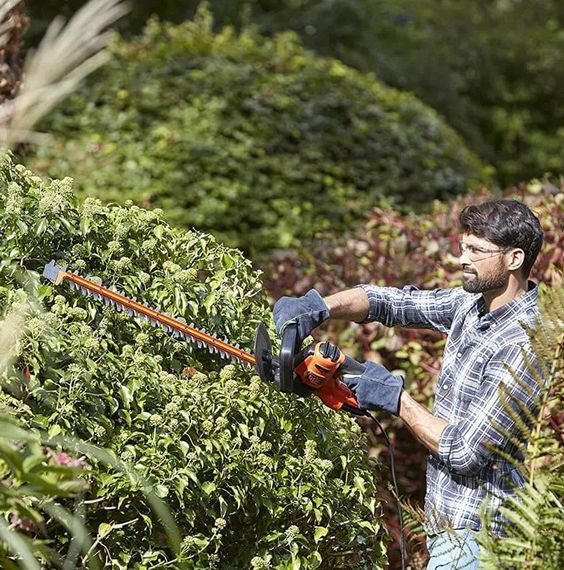 Кущоріз електричний Black&Decker BEHTS501 | Зображення 2