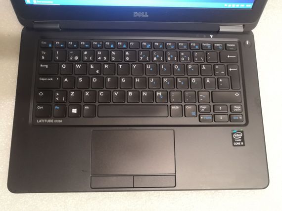 Нетбук Б-класс Dell Latitude / 12.5" TN / Core i3-5010U (2(4) ядра по 2.1GHz) / 4GB DDR3 / 128GB SSD / WebCam / HD Graphics 5500 / HDMI б/у | Зображення 5
