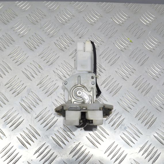 Замок кришки багажника Suzuki Swift IV 2005-2010 Замок дверцят багажника Сузукі Свіфт 4 B6765