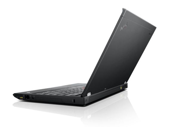 Нетбук Lenovo ThinkPad X230 / 12.5" (1366x768) TN / Intel Core i5-3320M (2 (4) ядра по 2.6 - 3.3 GHz) / 8 GB DDR3 / 240 GB SSD / Intel HD Graphics 4000 / WebCam б/у | Зображення 3
