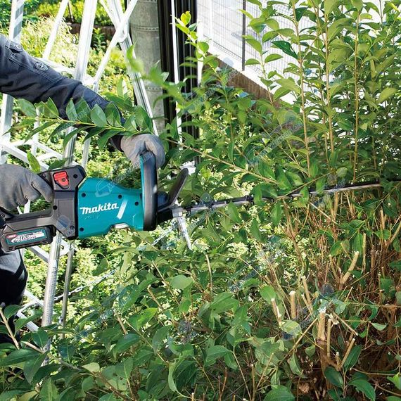 Ножиці для живоплоту акумуляторні Makita UH008GD201 (600 мм, 21.5 мм, BL, XGT 40 В) | Зображення 7