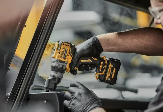 Дриль-шуруповерт акумуляторний DeWalt без АКБ та ЗУ DCD703NT | Зображення 2