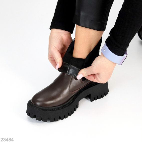 Крутые кожаные ботинки челси цвет Шоколад на тракторной подошве | Зображення 7