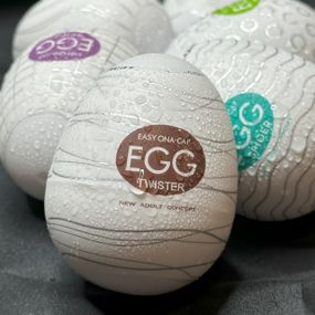 Мастурбатор чоловічий Tenga Egg. Мастурбатор яйце. Мастурбатор Тенга. Яйце чорний