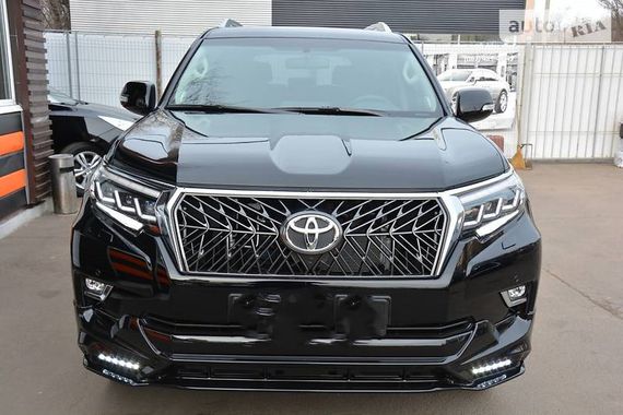 Накладки на передний и задний бампер TRD (2017-) Белый цвет для Toyota Land Cruiser Prado 150 | Зображення 4