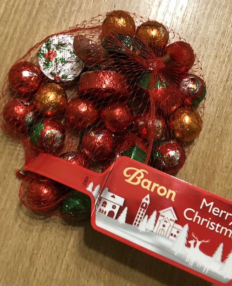Шоколадні новорічні кульки (іграшки) у сітці Baron, 150 г, новорічний подарунок
