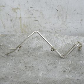 Патрубок системи охолодження 1.2 / 1.4 TSI Volkswagen Golf VII 2012-2020 Трубка води Фольксваген 04E122157M