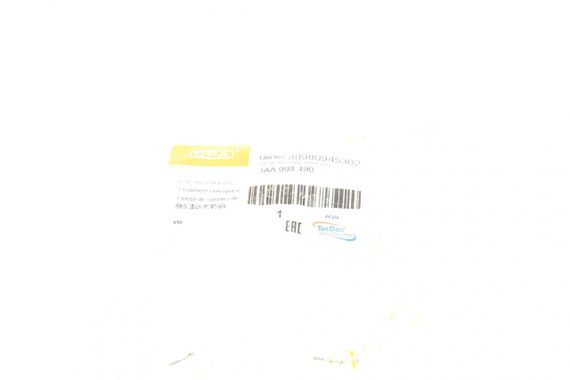 Кронштейн датчика паркування переднього VW Passat 11-15 89980945302 | Зображення 1
