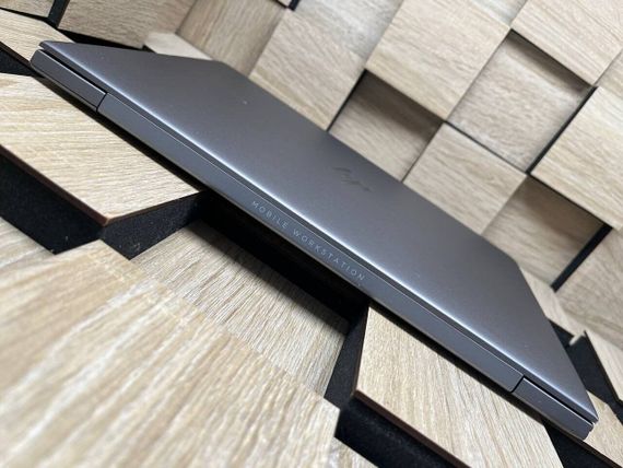 Ноутбук Б-клас HP ZBook 14U G5 / 14" (1920x1080) IPS / Intel Core i5-8350U (4 (8) ядра по 1.7 - 3.6 GHz) / 8 GB DDR4 / 256 GB SSD M.2 / Intel UHD Graphics 620 / WebCam / Fingerprint / HDMI б/в | Зображення 4